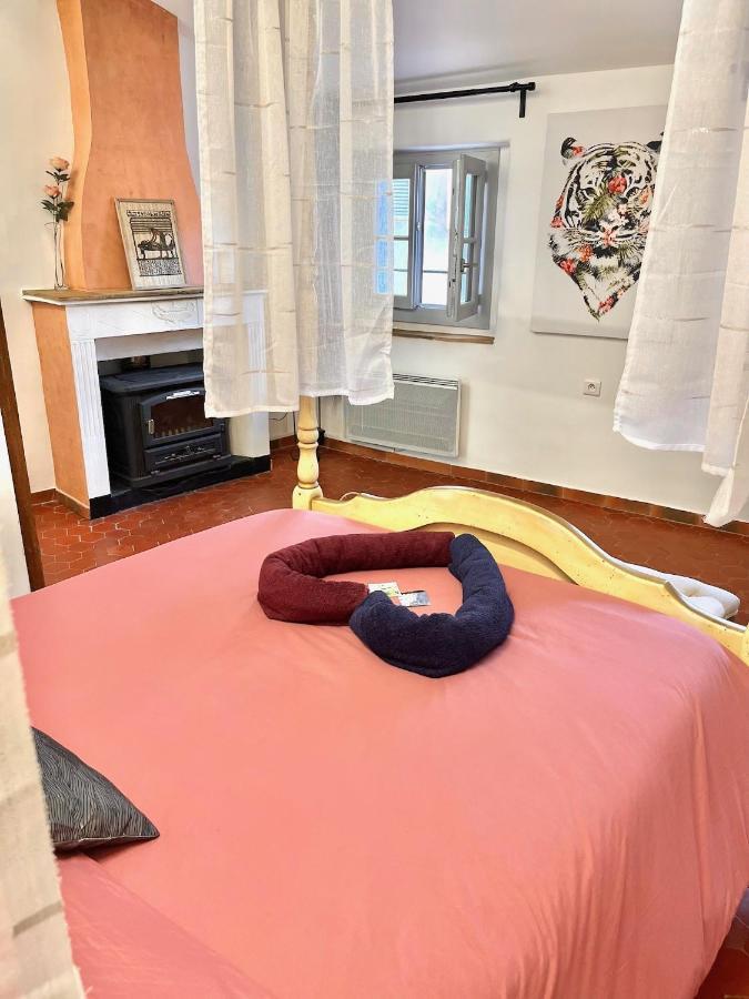 Appartement De Charme Au Coeur De 格拉斯 外观 照片